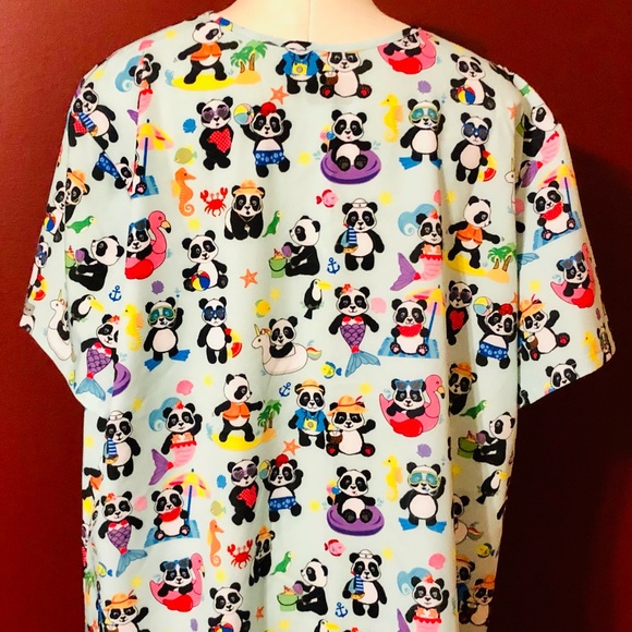 Panda scrub top - Picture 9 of 9